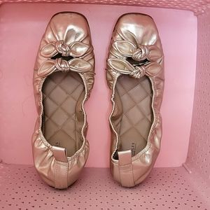 Aerosoles Aware Size 8 Ballet Flats 🩰 Metallic Gold